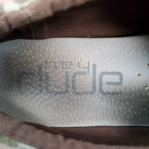 Hey Dude Boys Shoes Size 3 Green Camo Canvas Wally Youth Slip On Sneakers - Picture 8 of 11